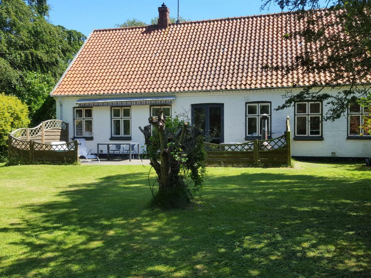 Cosy Farmhouse Dobbelt Bedroom Stege Exterior foto